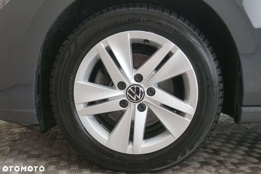 Volkswagen Golf - 14