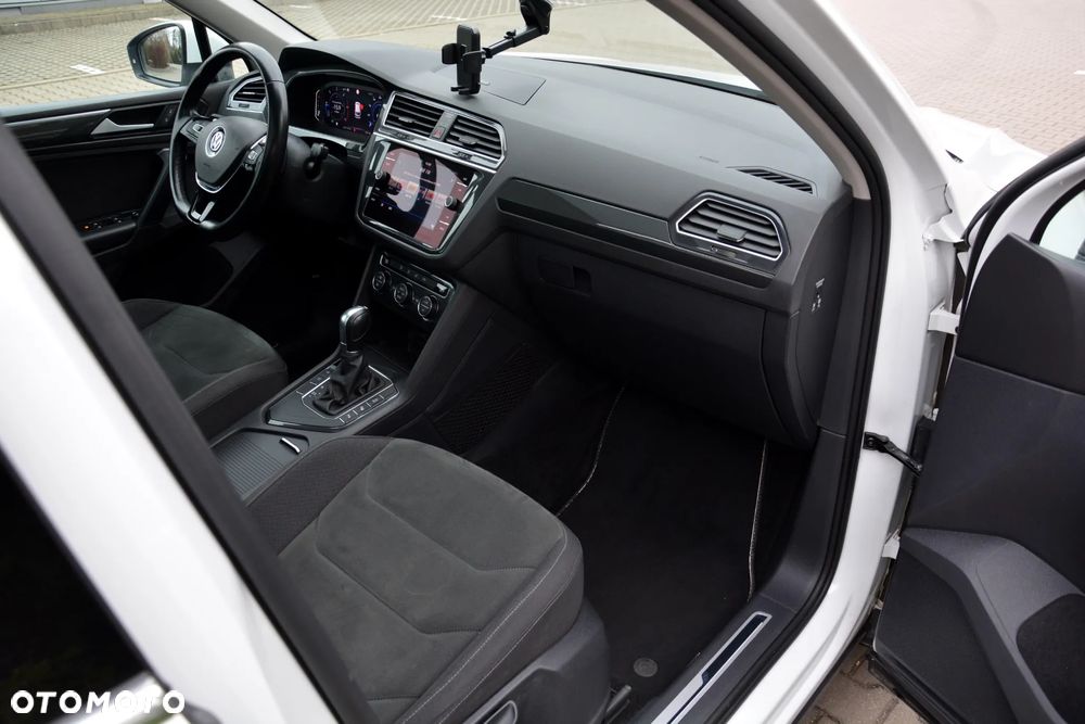 Volkswagen Tiguan 2.0 TDI SCR 4Motion (BlueMotion Techn.) DSG Highline - 26