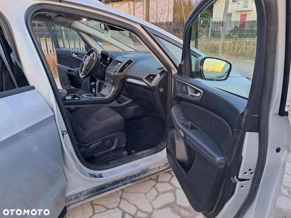 Ford S-Max - 10