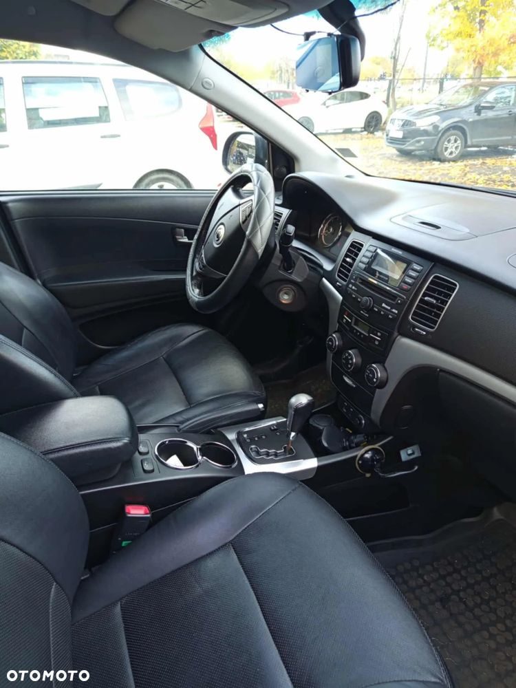 SsangYong/KGM Korando 2.0 E-XDi DPF 4WD Automatik Sapphire - 9