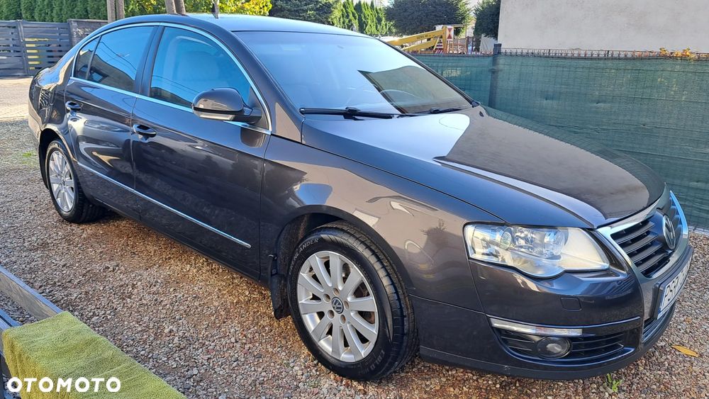 Volkswagen Passat 2.0 TDI DPF Highline - 5