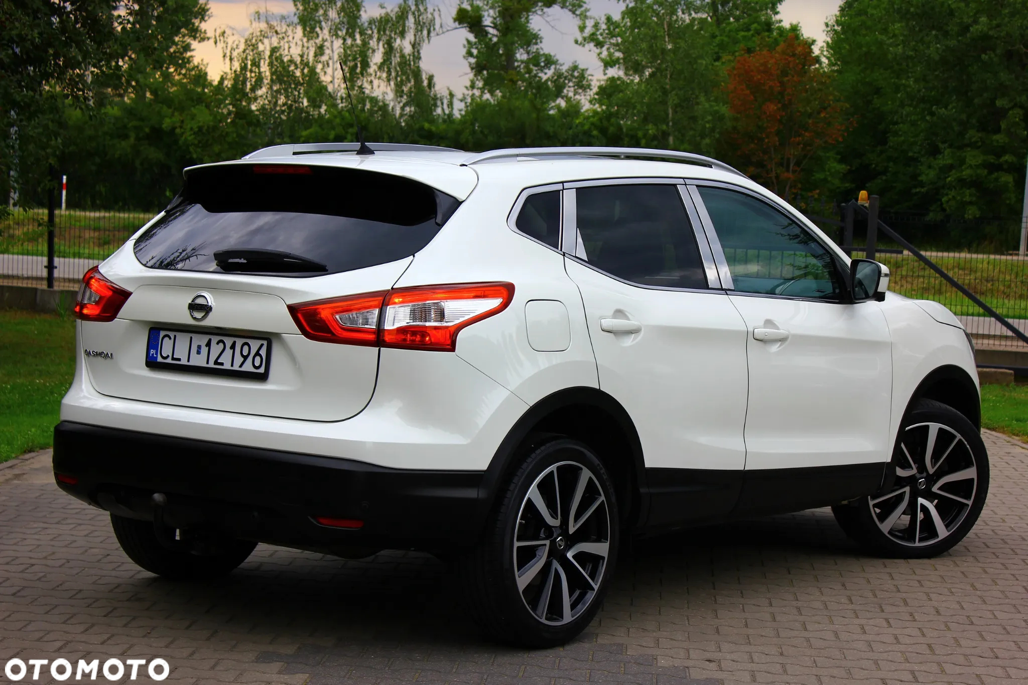 Nissan Qashqai 1.6 DIG-T Tekna - 10
