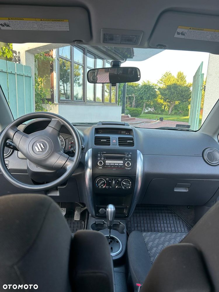 Suzuki SX4 - 11