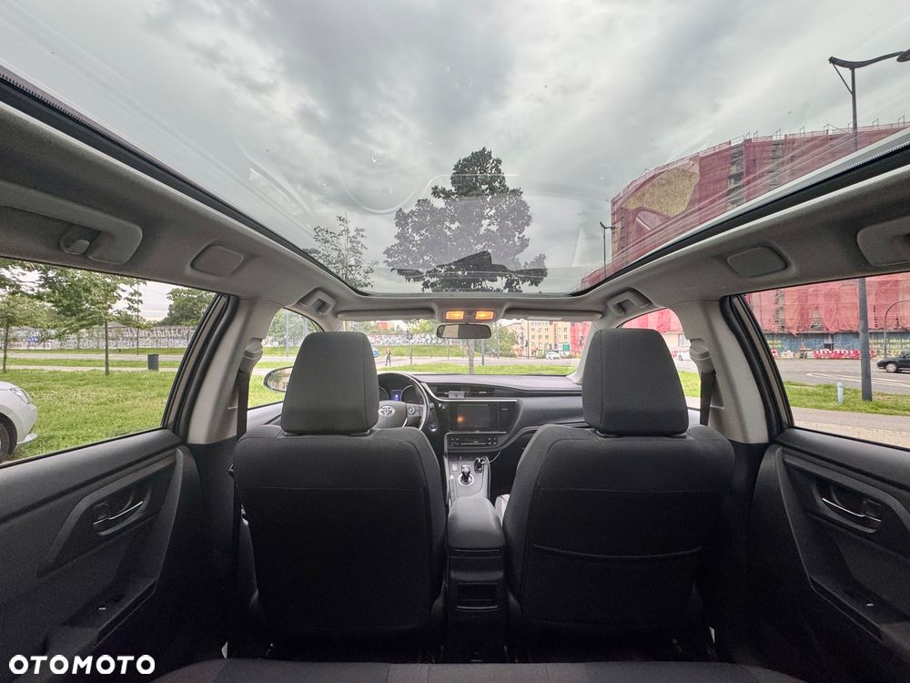 Toyota Auris Hybrid 135 Comfort - 12