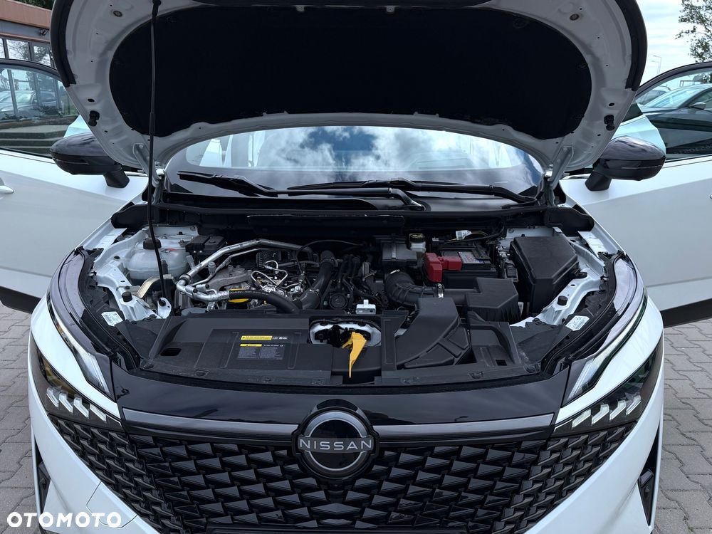 Nissan Qashqai 1.3 DIG-T Tekna DCT - 40