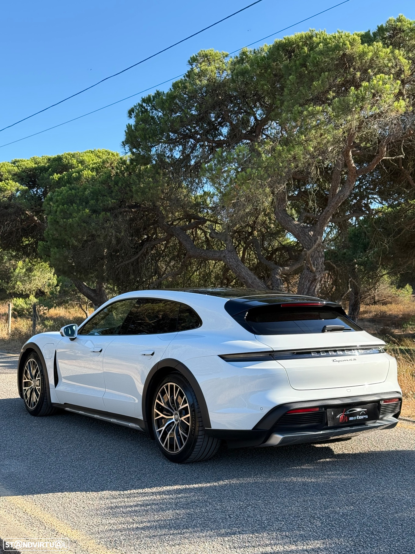 Porsche Taycan Cross Turismo 4S - 7