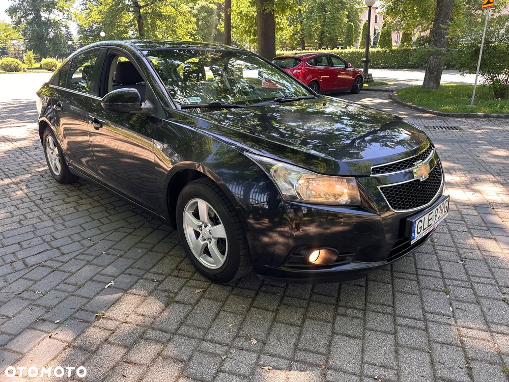 Chevrolet Cruze 1.8 LS+