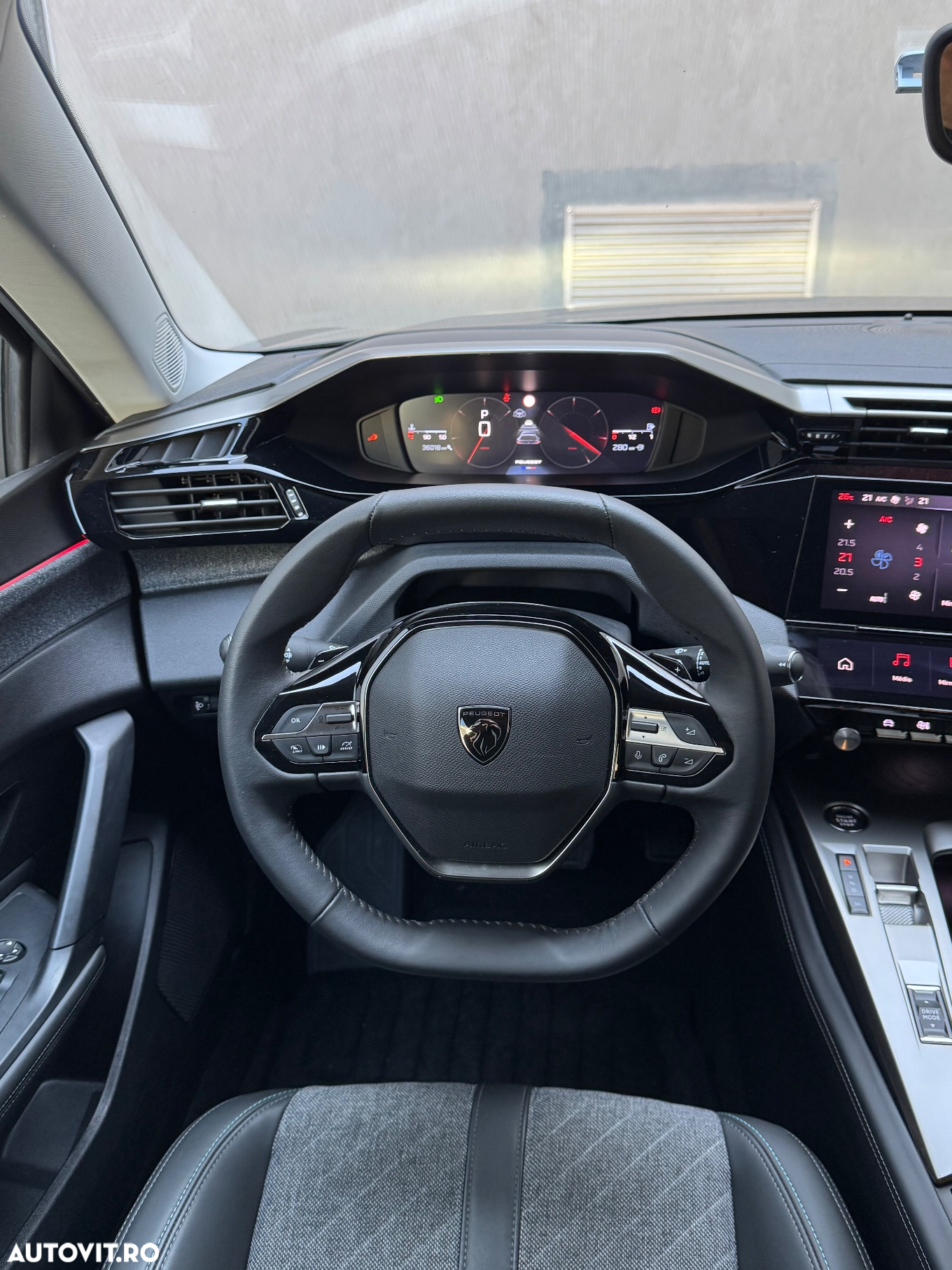 Peugeot 408 1.2L PureTech 130 S&S EAT8 Allure - 23
