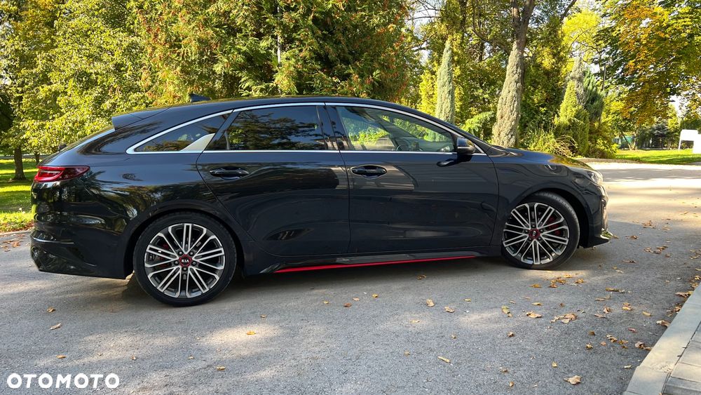 Kia ProCeed 1.6 T-GDI GT DCT - 31