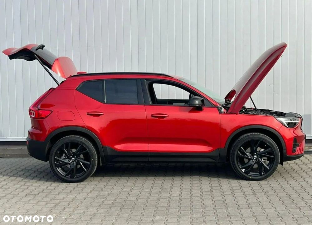 Volvo XC 40 B4 B AWD DKG Plus Bright - 19
