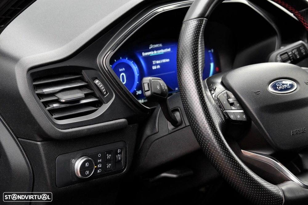 Ford Kuga 1.5 EcoBoost ST-Line - 13