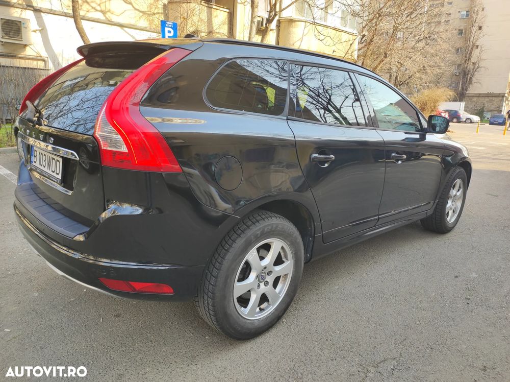 Volvo XC 60 - 4