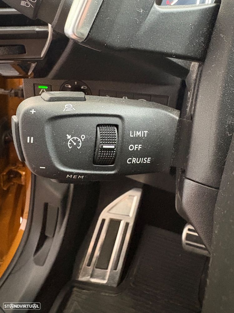 DS DS7 Crossback 2.0 BlueHDi La Première EAT8 - 28