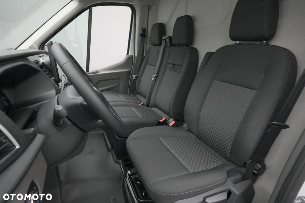 Ford Transit 350 L2H2 Trend 2.0 130KM - 6