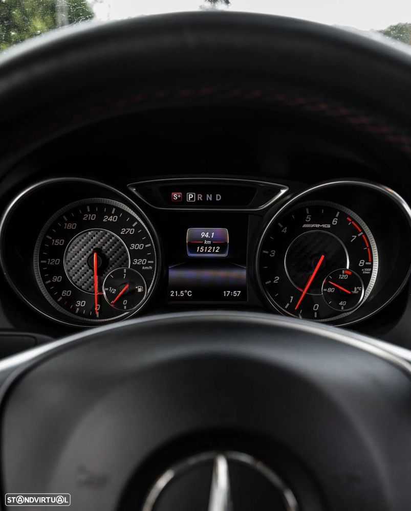 Mercedes-Benz CLA 45 AMG - 21