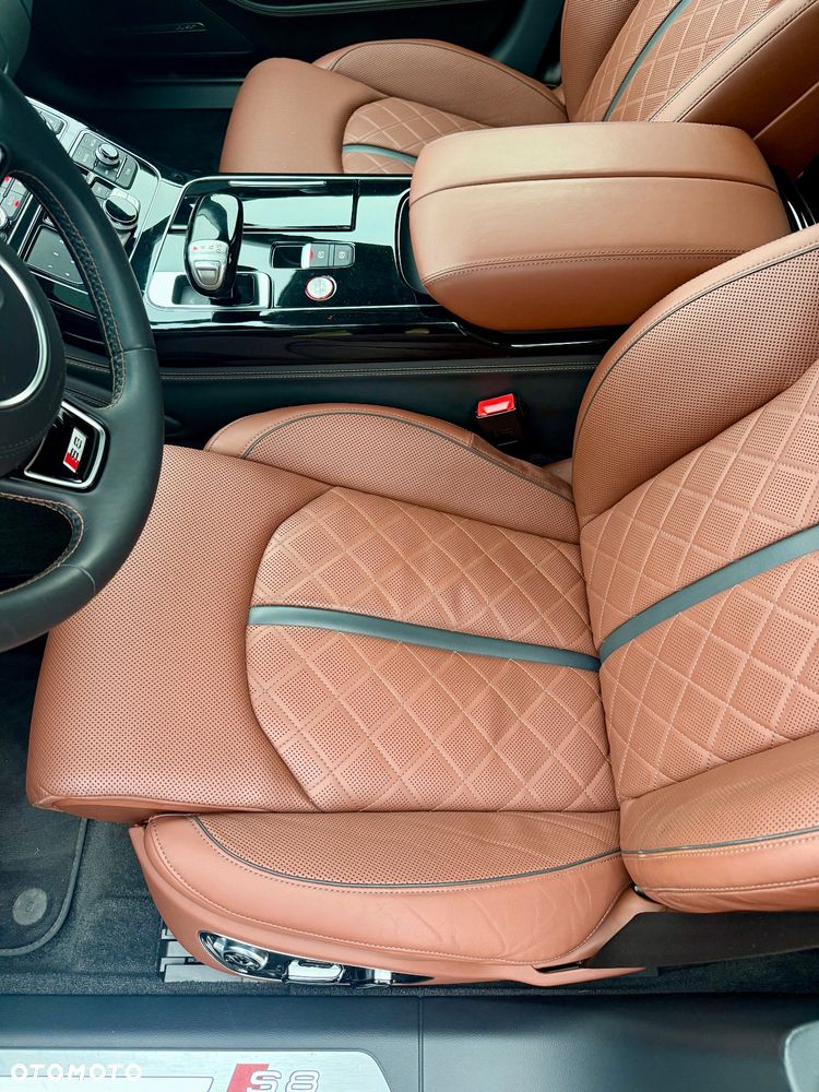 Audi S8 4.0 TFSI Quattro - 10