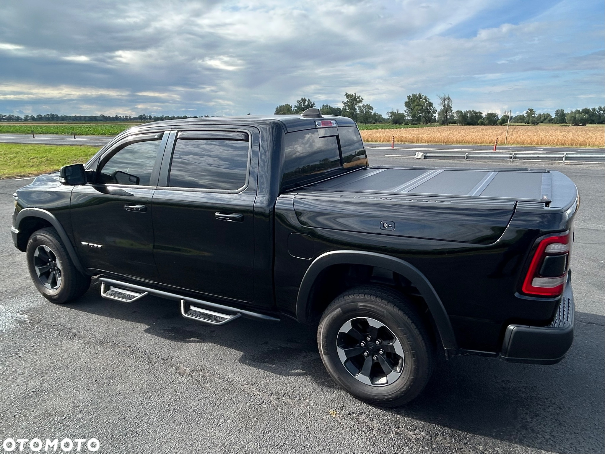 Dodge RAM 1500 5.7 4x4 - 12
