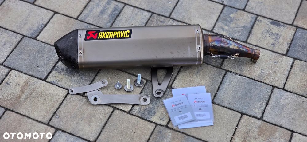 Tłumik Wydech Akrapovic Honda SH 300i - 1
