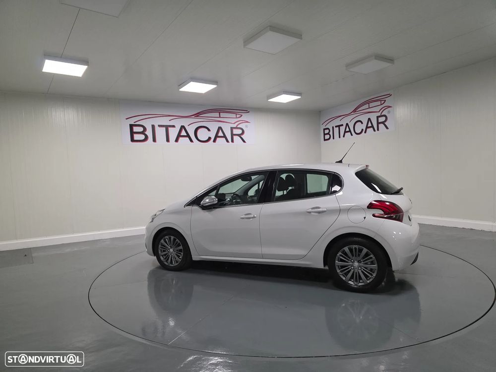 Peugeot 208 1.6 BlueHDi Allure - 10