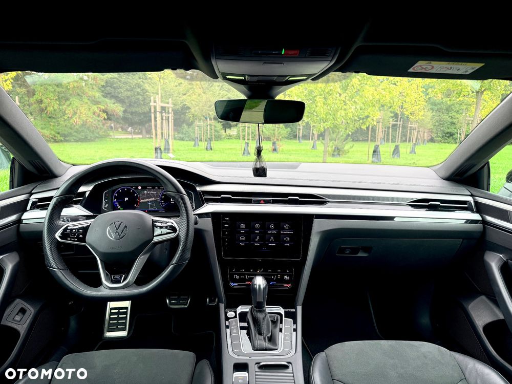 Volkswagen Arteon 2.0 TSI R-Line DSG - 24