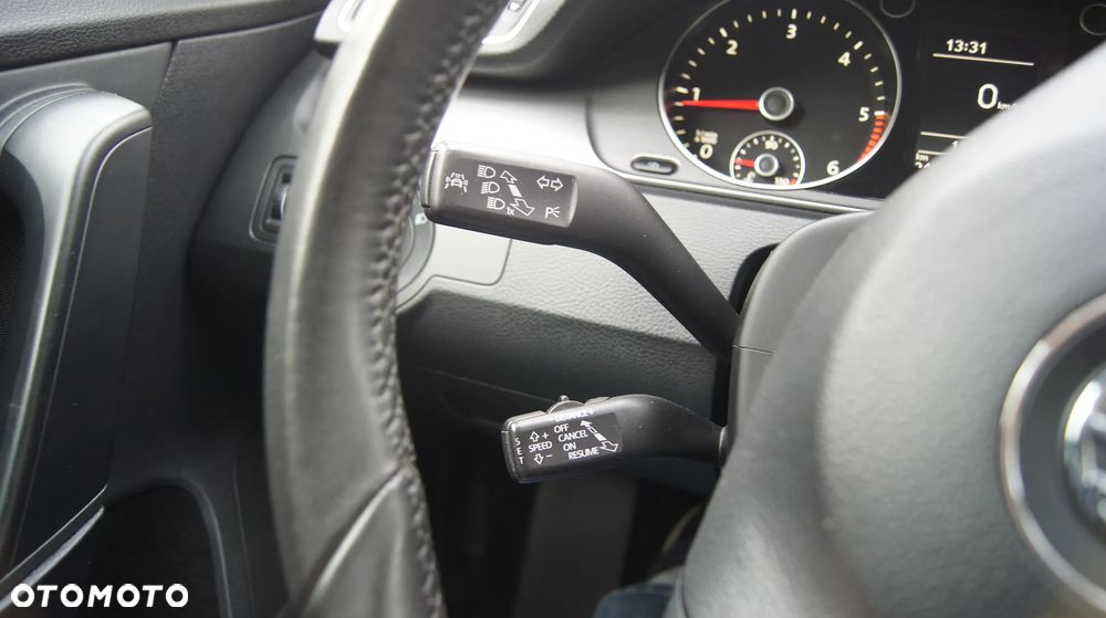 Volkswagen Passat Variant 2.0 TDI BlueMotion Technology Exclusive - 34