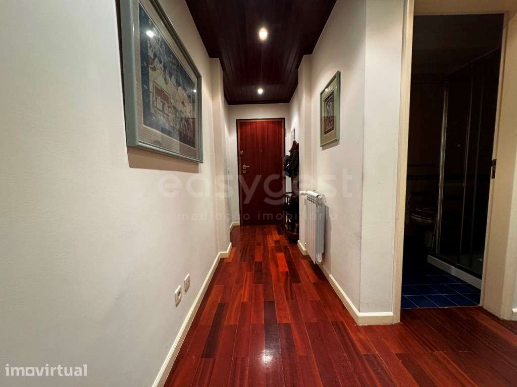Apartamento T3 a 2 minutos do centro da Solum Equipado, Com Garagem... - Grande imagem: 3/22