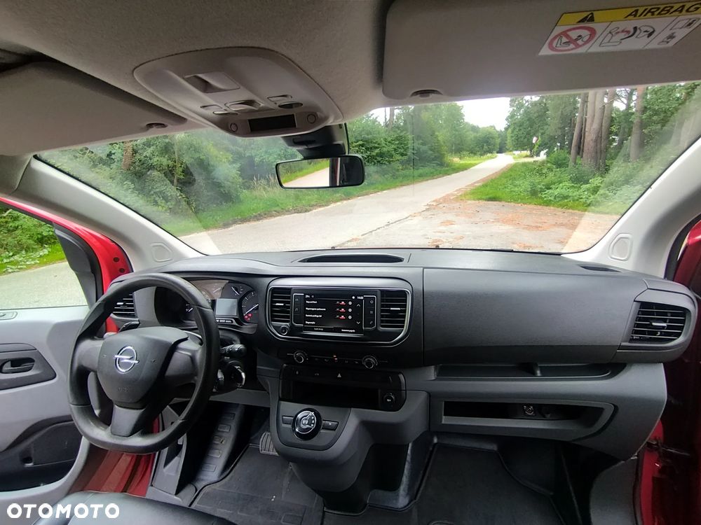 Opel Vivaro - 10