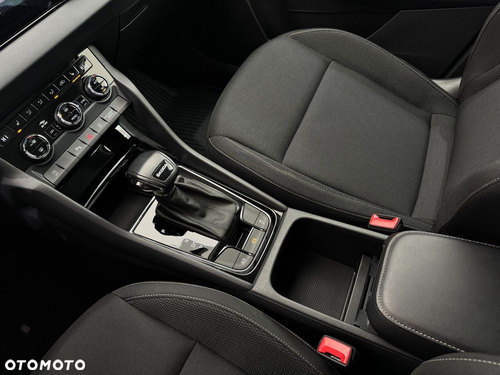 Skoda Karoq 1.5 TSI ACT Ambition DSG - 25