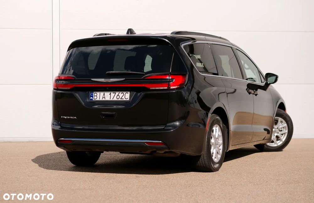 Chrysler Pacifica - 9