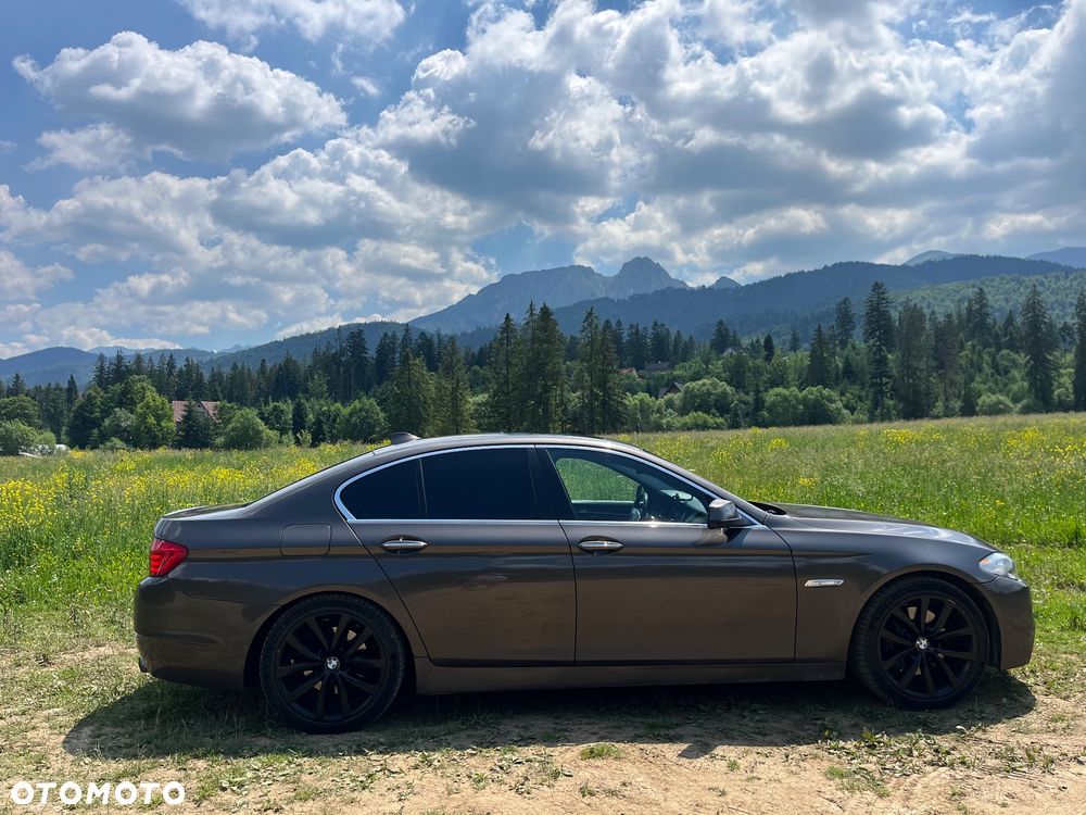 BMW Seria 5 535i xDrive Sport-Aut Modern Line - 1