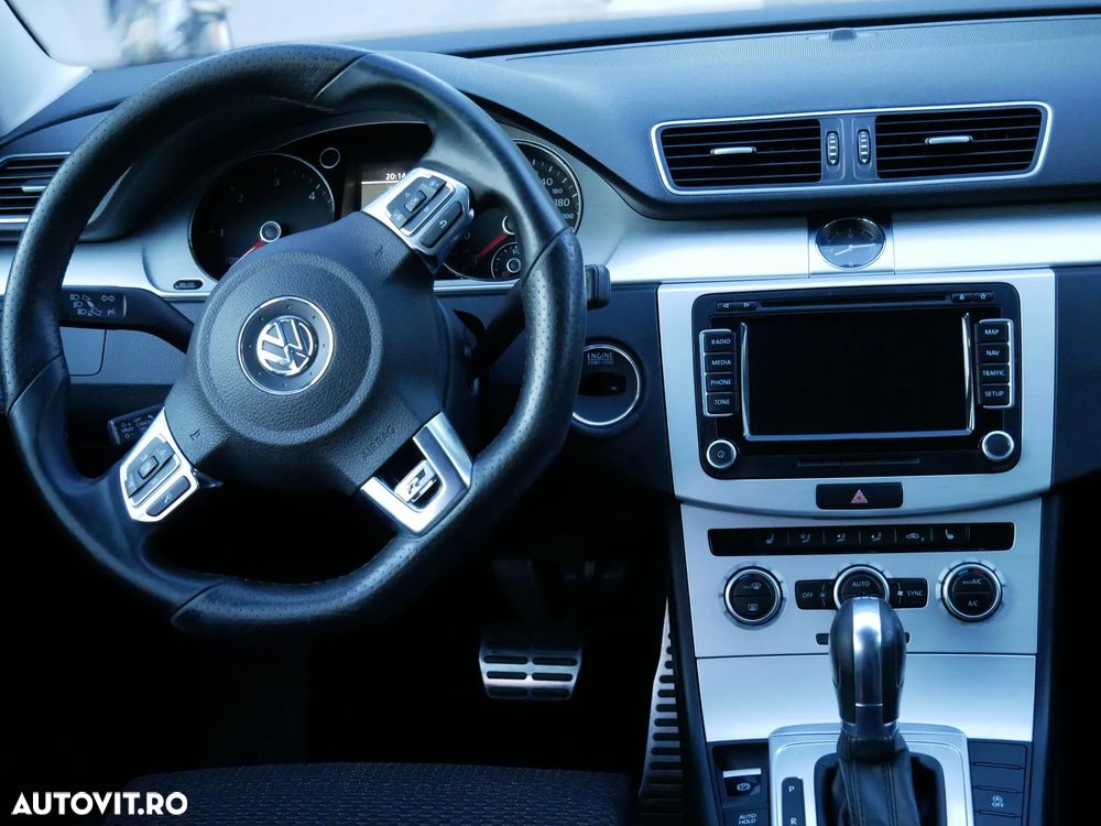 Volkswagen Passat - 20