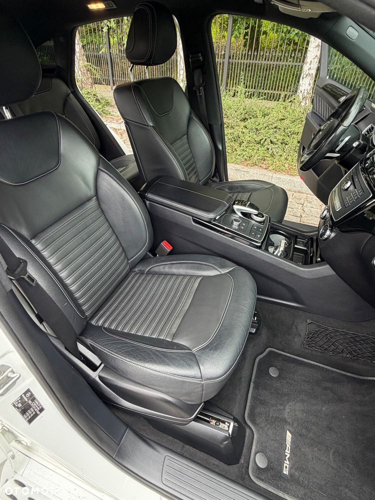 Mercedes-Benz GLE 350 d 4Matic 9G-TRONIC AMG Line - 15