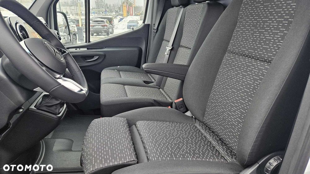 Mercedes-Benz Sprinter 317 CDI KA OM654 - 13