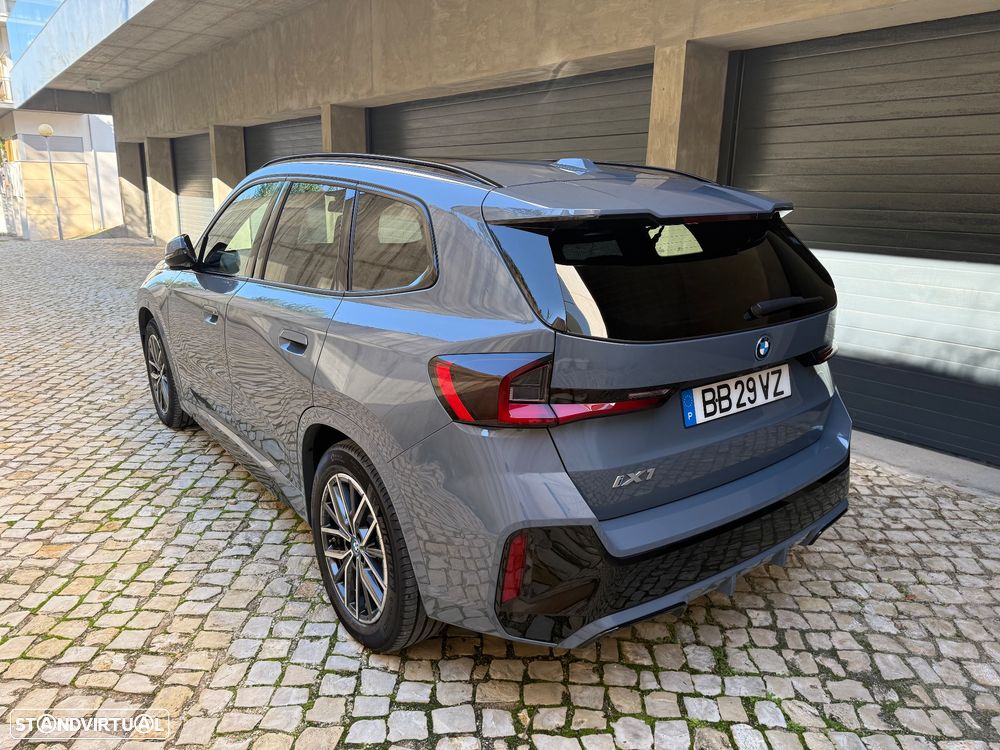 BMW iX1 xDrive30 Pack Desportivo M Pro - 4