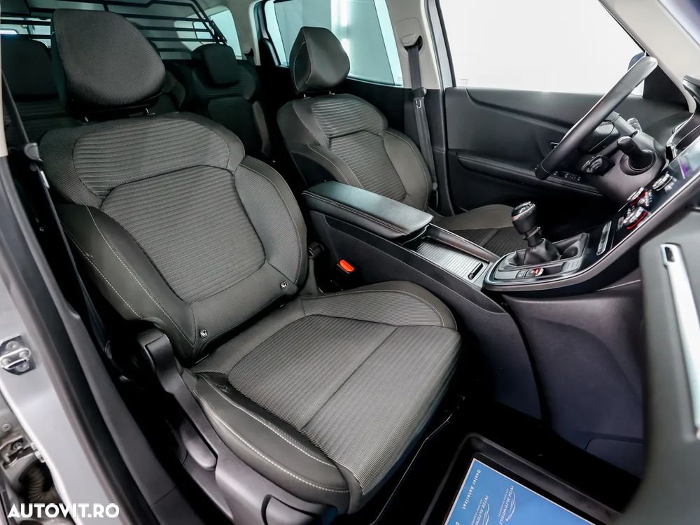 Renault Grand Scenic BLUE dCi 120 BUSINESS EDITION - 6