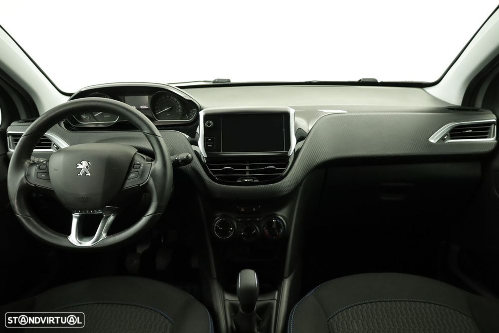 Peugeot 208 1.2 PureTech Active - 8