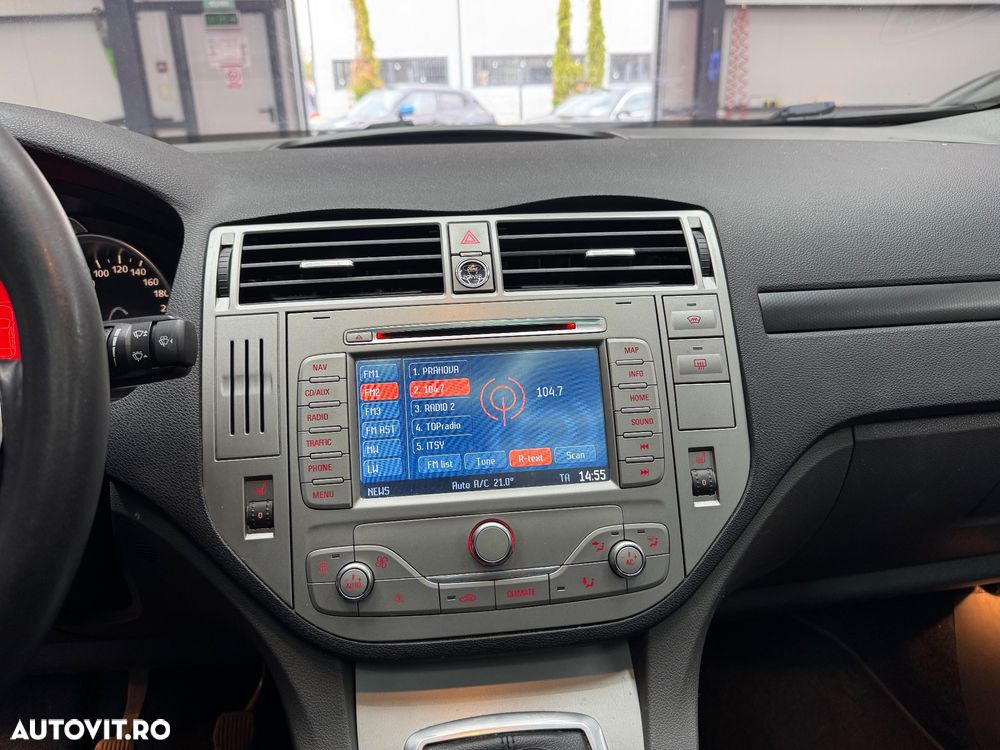 Ford Kuga - 14