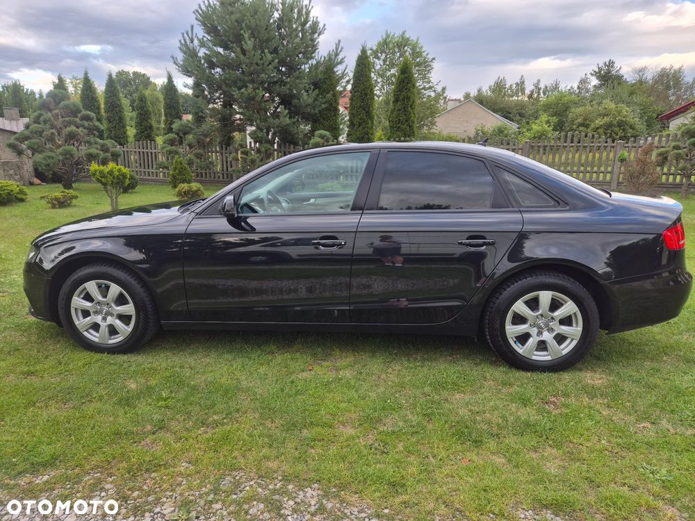 Audi A4 Limousine - 3