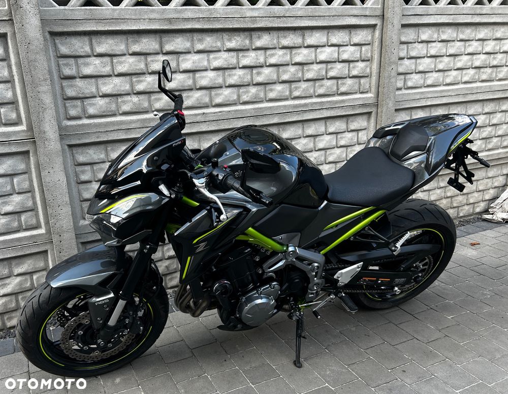 Kawasaki Z 900 - 20