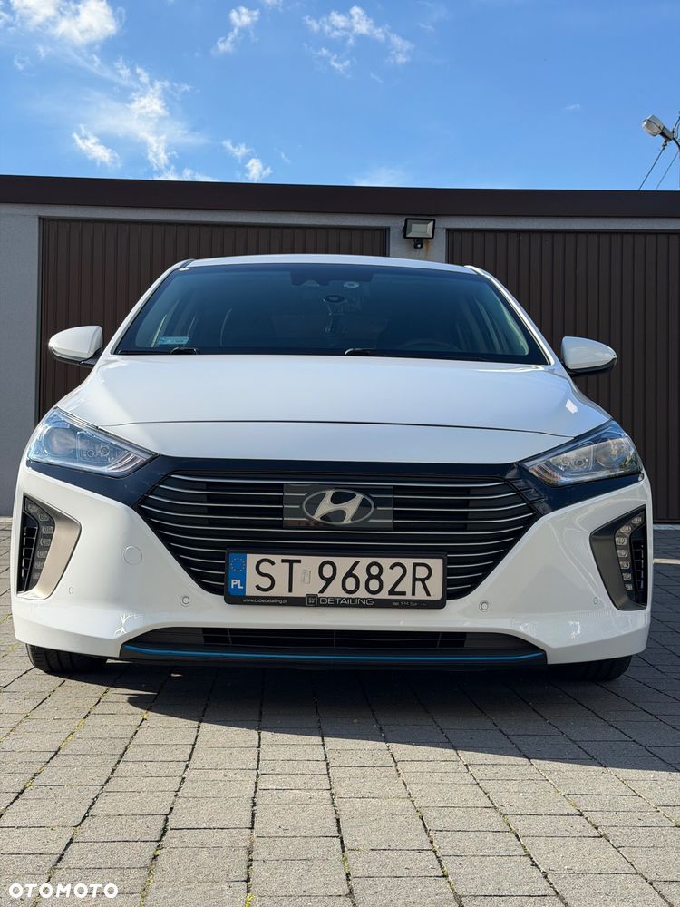 Hyundai IONIQ hybrid Premium - 2