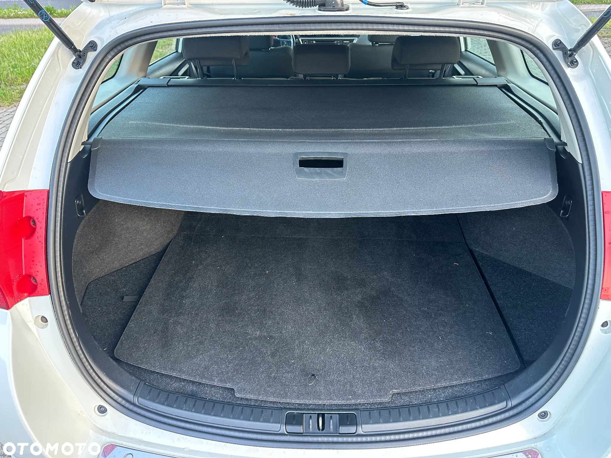Toyota Auris 1.8 VVT-i Hybrid Automatik Touring Sports Executive - 17