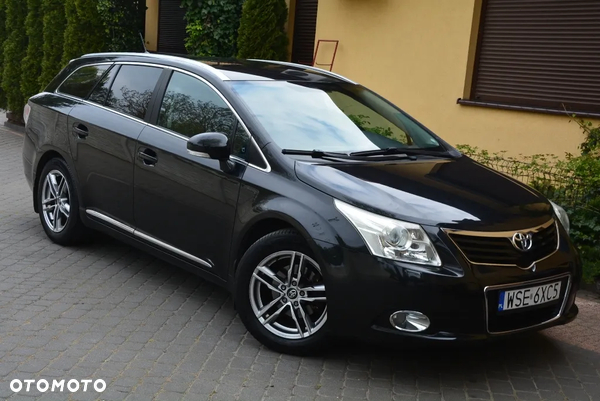 Toyota Avensis 1.8 Sol NAVI