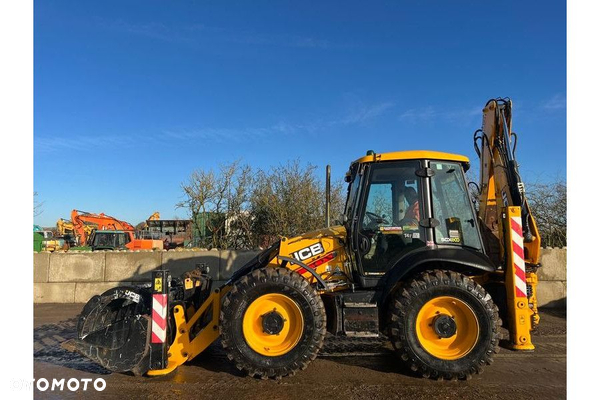 JCB 5CX