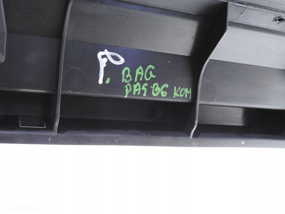 OSŁONA BAGAŻNIKA PRAWA VW PASSAT B6 KOMBI - 5