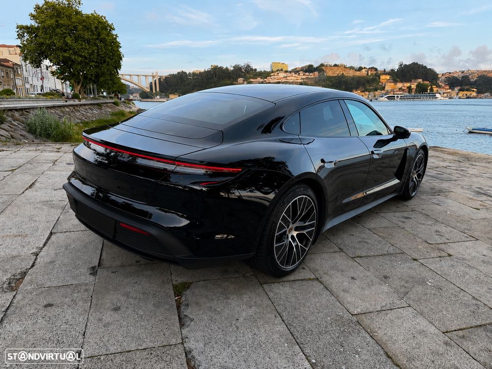 Porsche Taycan Bateria Performance Plus - 10