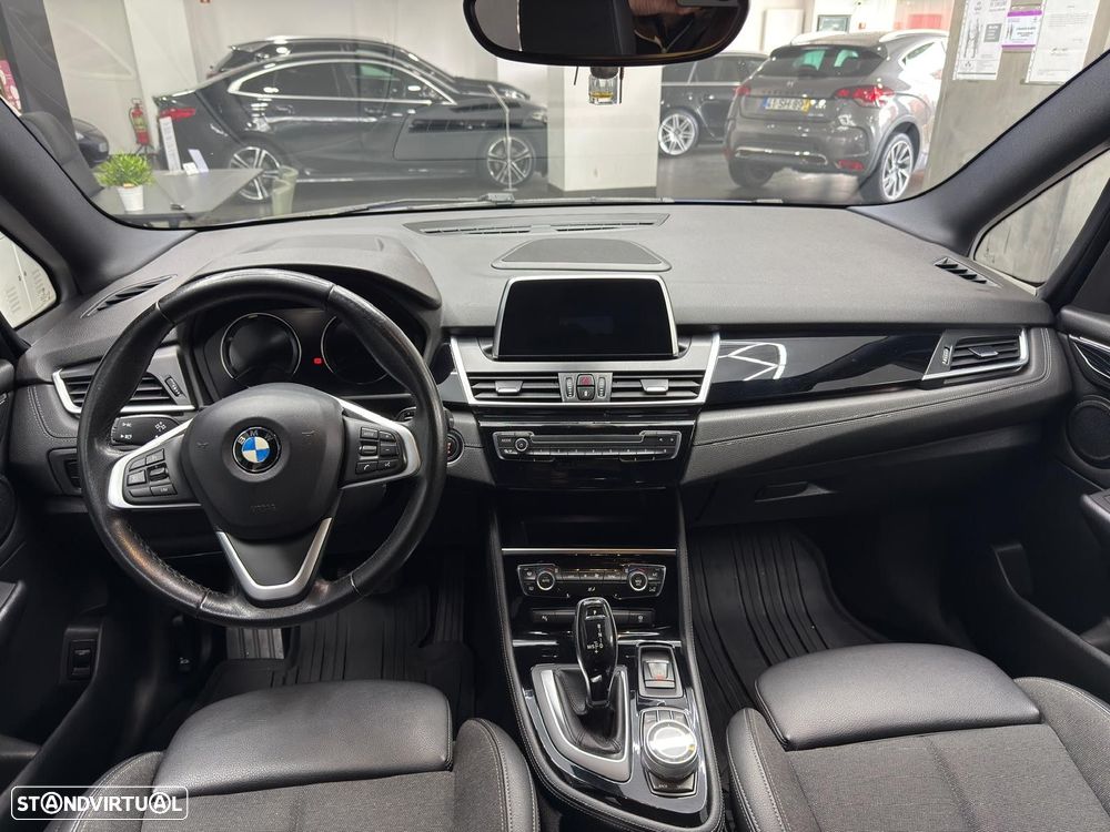 BMW 218 Gran Tourer d 7L Line Sport Auto - 31