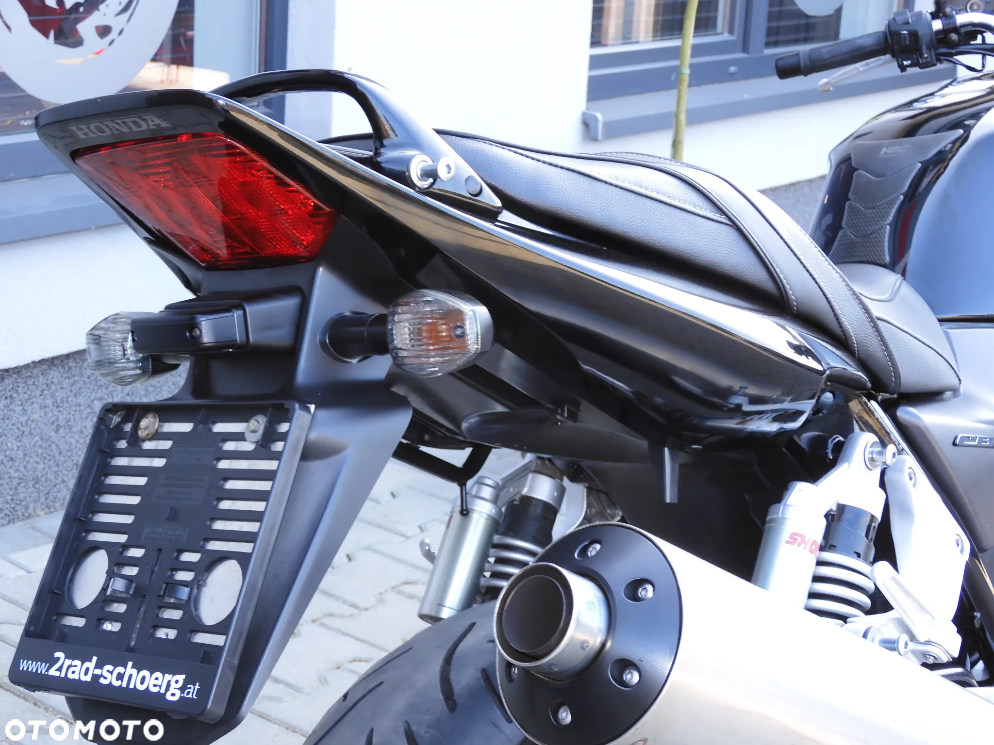 Honda CB - 16