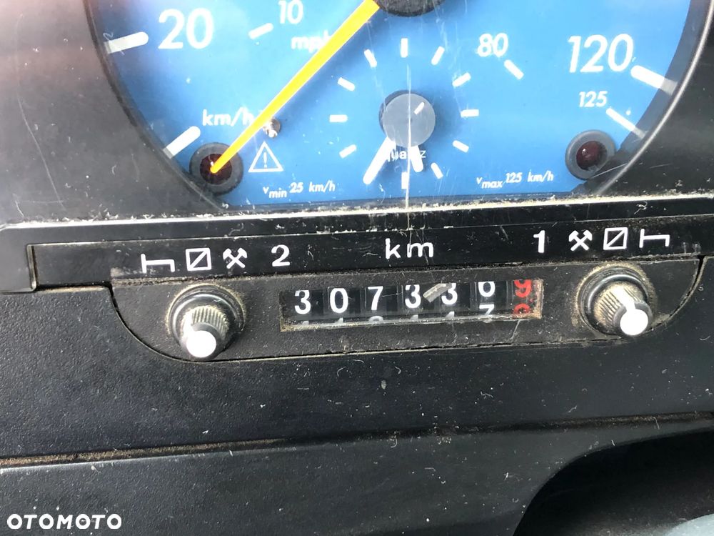 Mercedes-Benz z  HDS-em - 15