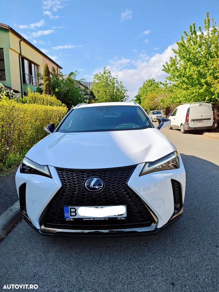 Lexus UX 250h (E-FOUR) F SPORT - 2