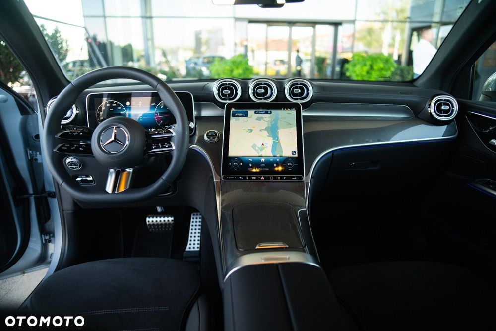 Mercedes-Benz GLC - 16